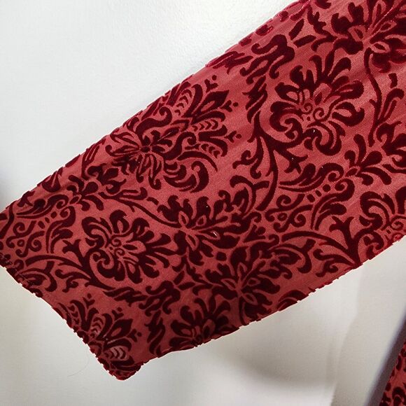 Cato Top Womens Velvet Burnout Size 3X Red Keyhole Neck 3/4 Sleeve Whimsigoth - Picture 8 of 11